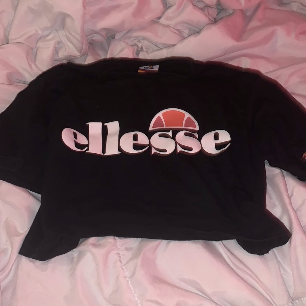 ellese black crop top shirt